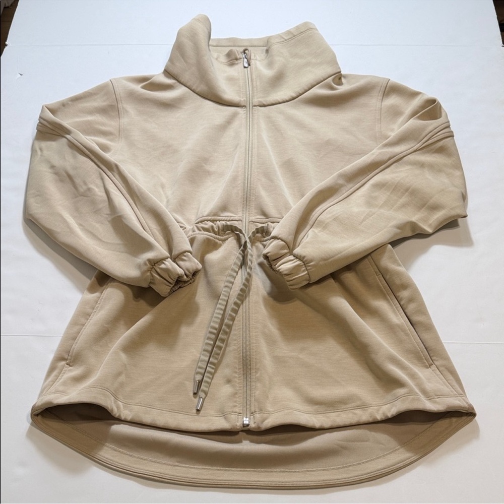 Lululemon Softstreme Cinch-Waist Jacket
Style Number: W3GNNS